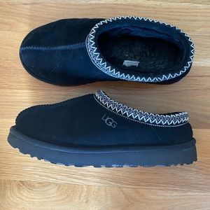 Ugg Tasman shoes, Women’s size 11